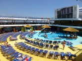 Carnival Breeze sun/pool deck